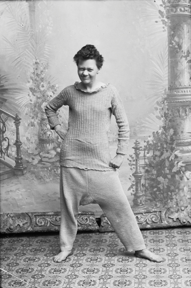 Download the full-sized image of Marie Høeg Proudly Wears a Sweater and Baggy Pants