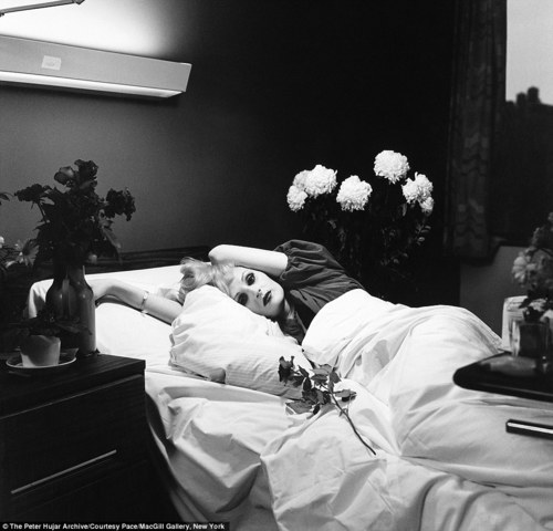 Download the full-sized image of Candy Darling on Her Deathbed (1974)