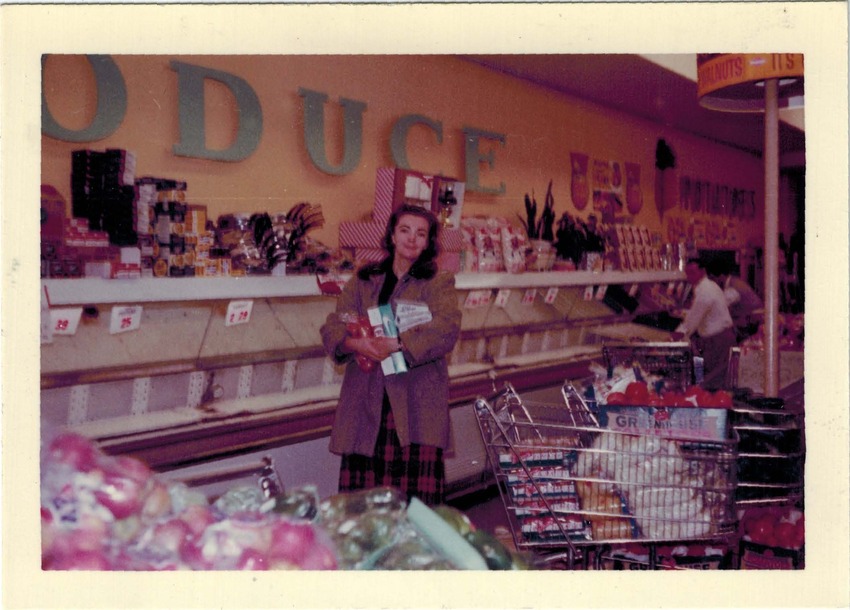 Download the full-sized image of A Person in a Grocery Store