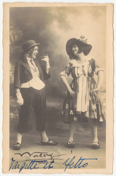 Download the full-sized image of Male impersonator in bowler hat and woman in dress