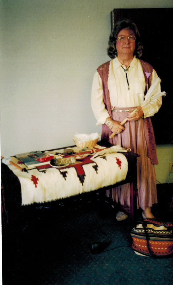 Download the full-sized image of Alison Laing With Native American Artifacts