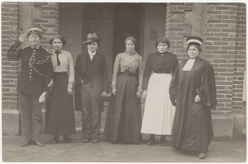 Download the full-sized image of [A gendarme, a magistrate and others] or women in costume